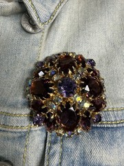 Juliana D&E Book Piece Brooch Pin Shades Of Purple AB Rhinestone 2″ Ref #550 VTG