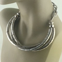 SILVER PLATED MODERNIST BRUTALIST ROUND SNAKE METAL NECKLACE COLLAR