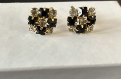 Lovely Vintage Gem Clear and Navy Twist On Back Earrings Clip On