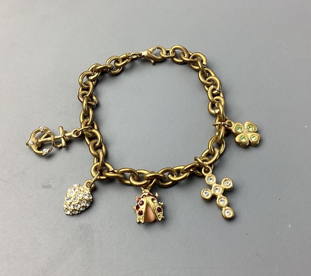 Vintage Juicy Couture Charm Bracelet Charms Rhinestone Swag Gold Toned 5 Charms