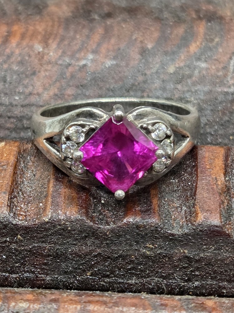 Vtg Ornate Sterling Silver Ring SZ 9 Pink Square Ruby Cubic Zirconia CZ Accents