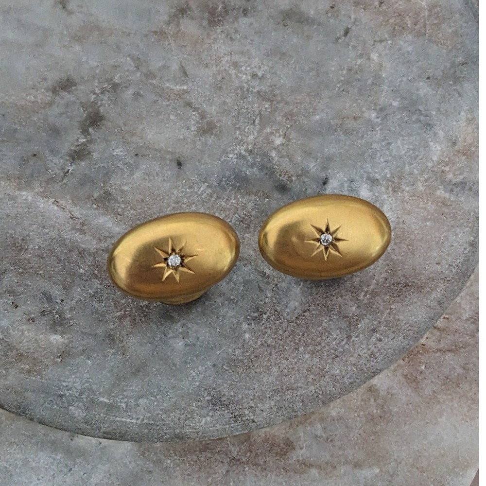 Vintage Unmarked 10k Yellow Gold Cuff Links with Tiny Starburst Accent Stones
