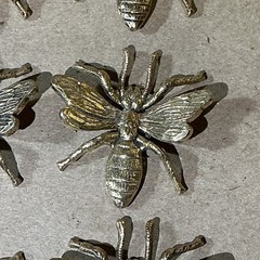 Group Of 8 Vintage Gold Finished Wasp/Bee Jewelry Pieces As Is INV-AT08