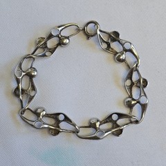 Vtg 900 Silver Panel Bracelet 17.16g Fine Jewelry 8.25″ Artisan Spring Ring