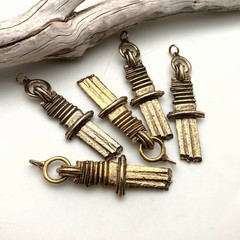 Vintage Brass Plated Broken Sword Pendant (MP89)