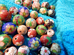 50 Antique Cloisonné Beads From Broken Necklace – 25 @ 9mm & 25 @ 12mm