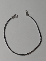 Vintage 7-inch Avon Silver Toned Bracelet