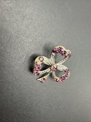 Vintage Brooch Pin Clover Silver Tone Purple Rhinestone J110