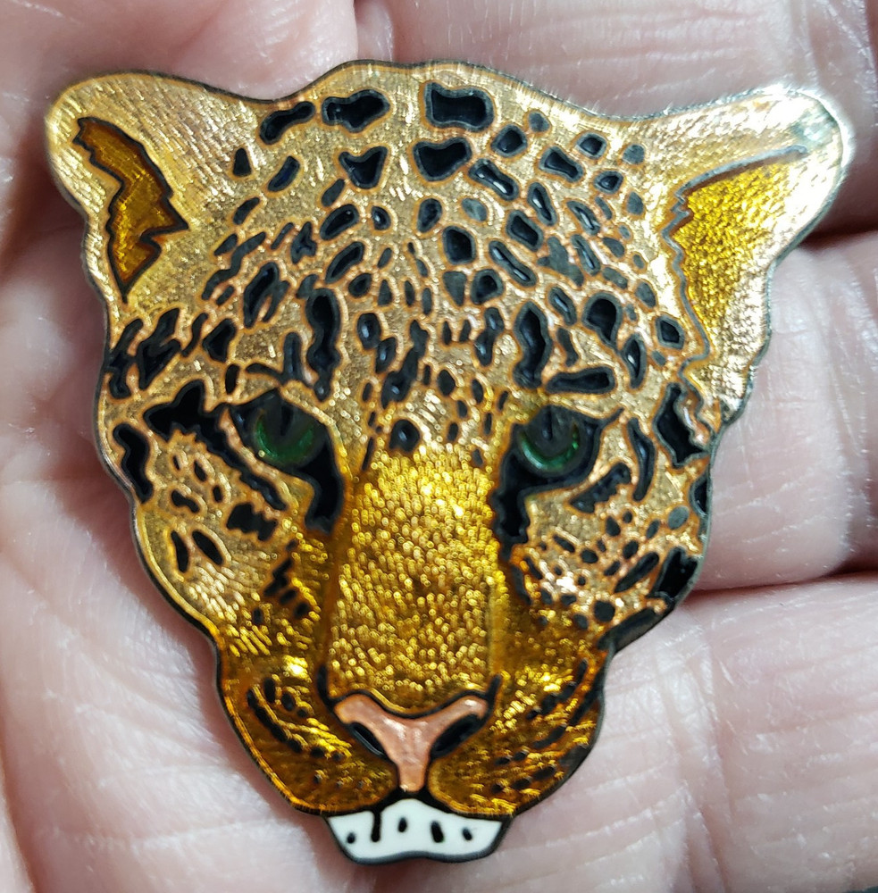 William Spear Green Eyed Cheetah Panther Jaguar Vintage Pin Brooch Easter 1986