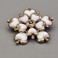 Vintage Mazer Bros Flower Brooch White Glass Molded Gold Tone 1 5/8″