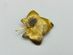 Vintage Gold Tone Ivy Leaf Brooch ~ Mid-Century