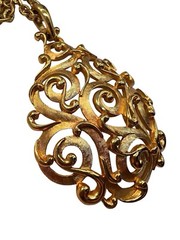 Vintage Crown Trifari Renaissance Teardrop Necklace Pendant Gold Trifarium 28” 8