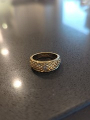 Avon Lattice Lace Rhinestone RING size 7.5 Nickel Free Gold Plated 70s VTG N30
