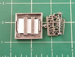 NOS VTG c1980’s DANECRAFT FUTURE OLYMPIC CHAMP PHOTO FRAME SPORTS MOM BROOCH PIN