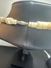 Vintage 16″ Natural Heishi Shell Necklace – Hand-Cut Cream Boho Surfer Choker