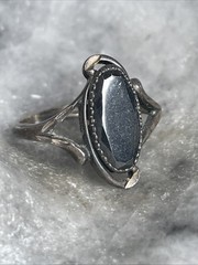 Wheeler Mfg. Vintage Sterling Silver Hematite Ring Size 6.75