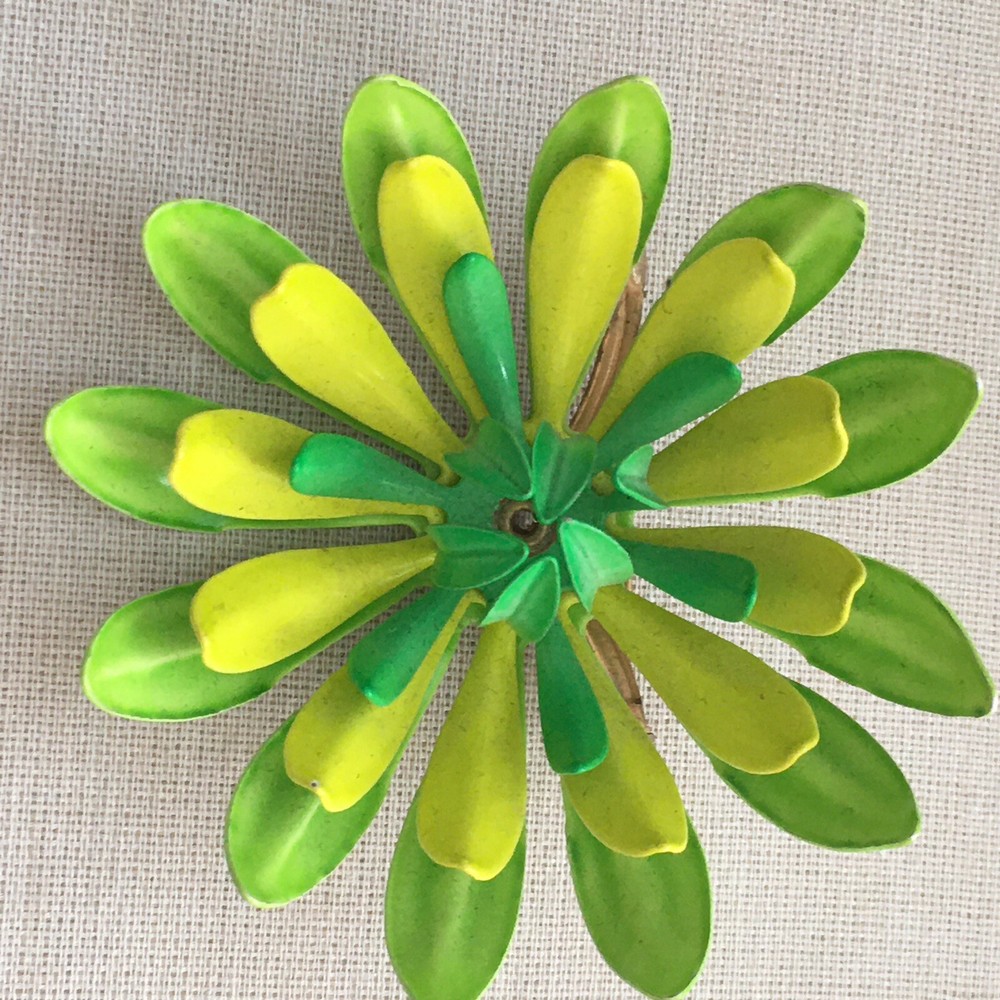 Vintage Flower Brooch Pin 2.5 Inches