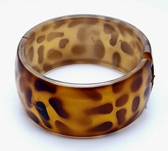 B001 Leopard Animal Print Acrylic Cuff 1.35″ Wide fashion jewelry Bracelets