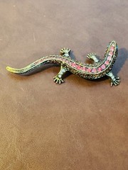 Vintage Rhinestone Brooch Pin Large Lizard Salamander Pink/ Gold Tone Estate
