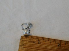 White Pearl 18K White Gold Earrings Vintage Screw Backs 750