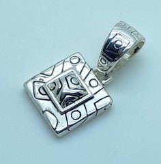 Vintage unique style silver Tone square shape Pendant charm fashion jewelry
