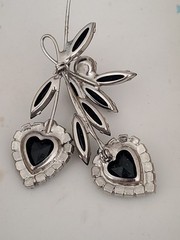 Julianna D&E Book Piece Heart Flower Brooch Rhinestone Aurora Borealis M9
