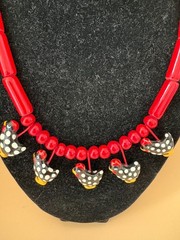 Vintage Flying Colors Red and Black Chicken Necklace Ceramic 17″ ds20