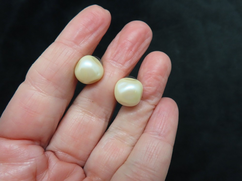 Vintage 1980’s Irregular Oversize Pierced Stud Earrings
