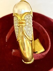 VOGUE BIJOUX ITALY F/PEARL PAVE CRYSTAL GOLD PLATED BANGLE BRACELET~ 7″ ~NOS VTG