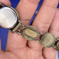 VTG SIGNED GRANDMOTHER’S BUTTONS ANTIQUE BUTTON BRACELET LADIES WATCH #7.10
