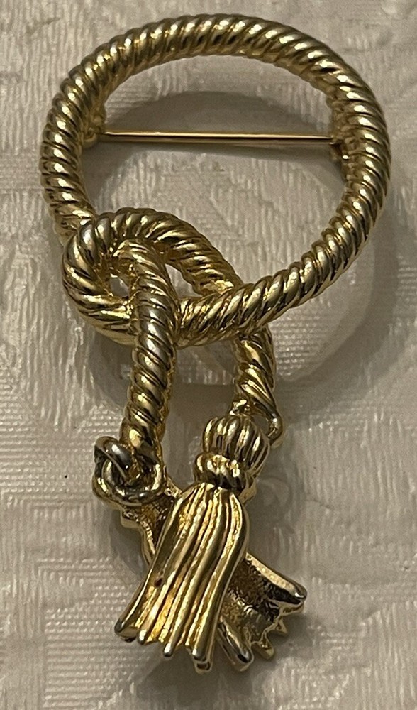 Vintage Brooch Douglas Paquette Nautical Tassels Knotted Rope Pin Gold 2.5”