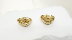 Vintage Erwin Pearl Gold-Tone Sculpted Ribbed Heart Design Clip-On Earrings