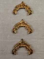 Vintage Brass Floral Leaf Connectors 32x25mm 3 Point Jewelry Findings NOS Lot of