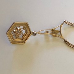 Vintage 10k FILIGREE PENDANT GREEN PINK GOLD