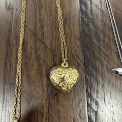 Lot Of 3 VTG AVON Jewelry Pieces See Description