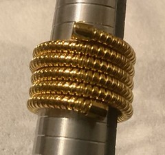 Vintage Unsigned Gold Tone Tubogas Coiled Ring, Flexible Ribbed Size 9.5-10