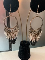 Vintage Black & Silver Beaded Mesh Dangling Circle Womans Earrings French wire