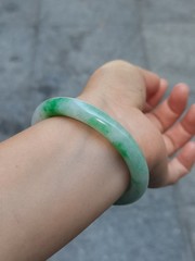 MADE IN-HOUSE Certifiable Grade-A Untreated Burmese Jadeite Jade Bangle (54.4mm)