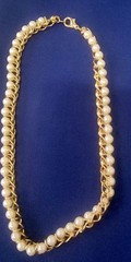 Vintage Caged Faux Pearl Gold Tone 16″ Necklace