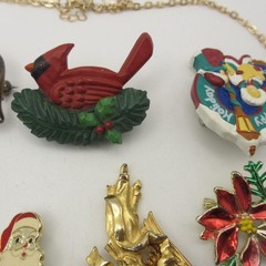 Vintage Christmas Jewelry Lot Santa Tree Angel Snowman Cardinal Poinsettia