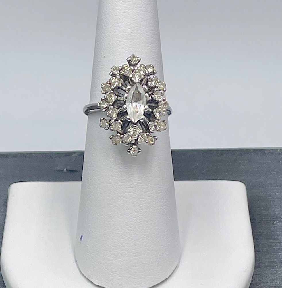 Vintage Ring 18K H.G.E Cubic Zirconia Stones Tested Sz 5.75