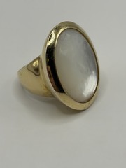 Vintage 925 Sterling Silver Mother of Pearl Statement Ring Size 6 Modernist Oval