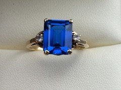 Vintage Kimberly 10K Gold, 3.7 ct Blue Tanzanite & Spinel Ring Size 6 – 2.7 gm