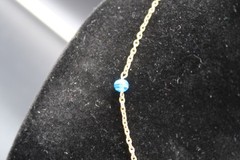 Vtg Gold Tone Chain Station Necklace w/ Blue White Swirl Bead Accents 16″