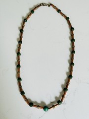 Vintage 1950s-1960s MCM Modernist Malacite And Copper And Brass Accent Choker
