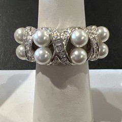 Camilke Lucie Ring Size 7 Faux Pearls