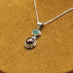 Vintage Sterling Silver Aventurine and Man-made Pearl Pendant Necklace