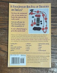 COLLECTIBLE COSTUME JEWELRY: ID AND VALUE GUIDE By S. Sylvia Henzel