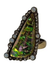 Vintage Fire Faux Opal Iridescent Triangle Blue/Black Gold Tone Ring 6.5