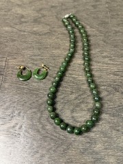 Beautiful Vintage Green Jade Beaded Necklace And 14KT Earrings Hoops